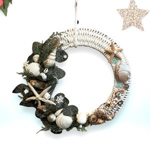 Wreath for the Seaside Holiday
